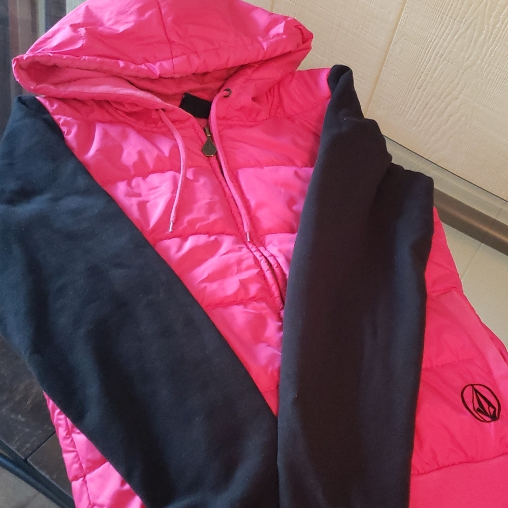 Volcom hoodie